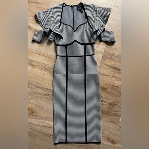 BCBGMaxazaria Structured Houndstooth Jacquard Sheath Dress Flutter Sleeve XS